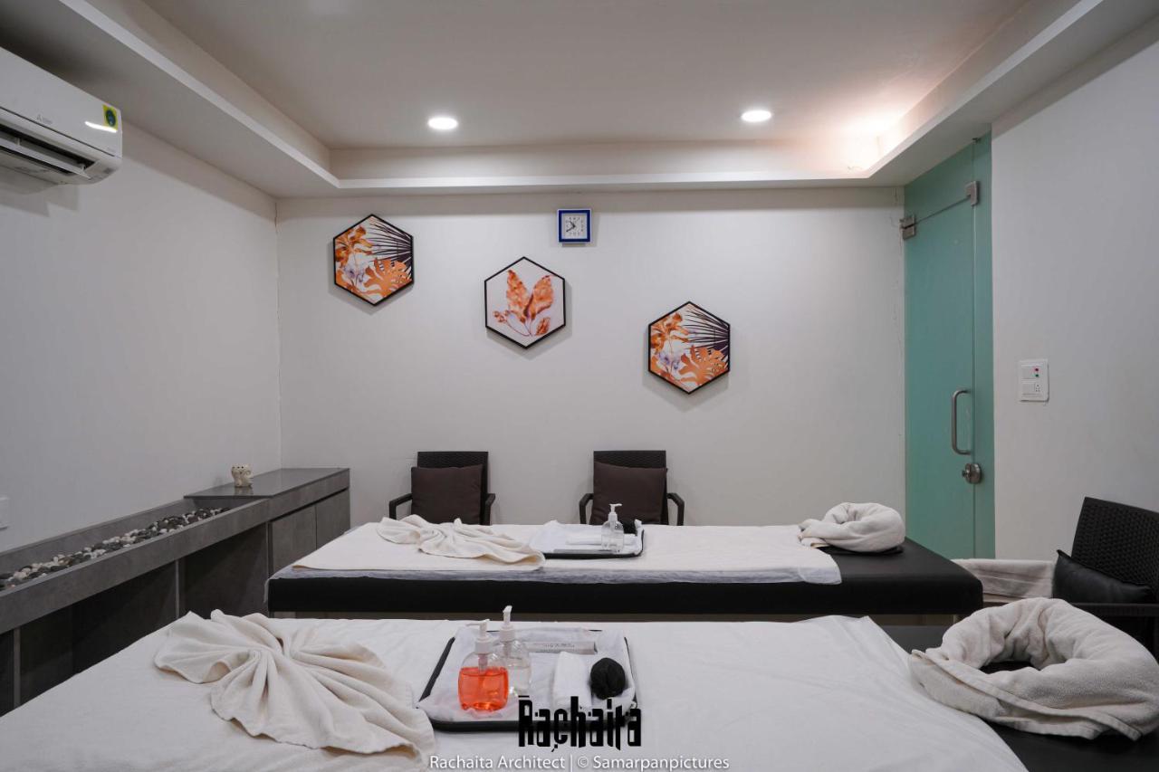 White Feather Resort Kauncha Silvassa Exterior foto