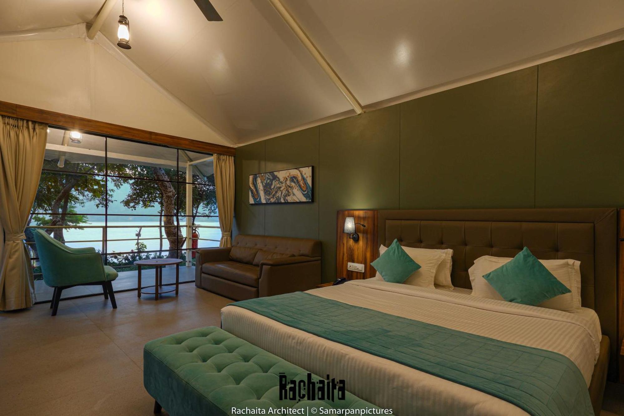 White Feather Resort Kauncha Silvassa Exterior foto
